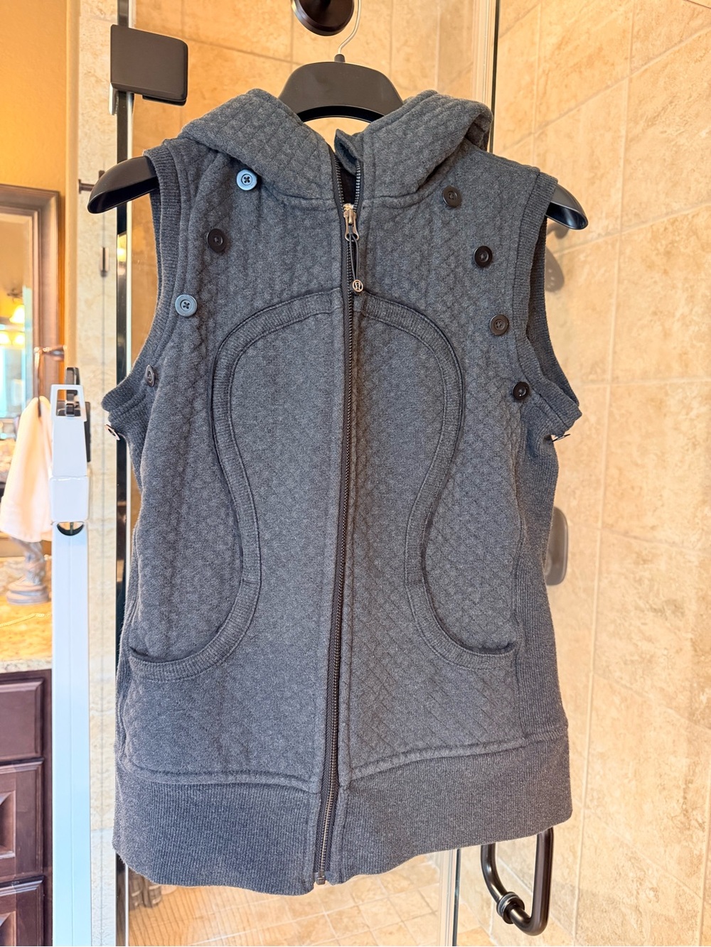 Vintage Lululemon Special Edition Button-Cuff, Quilted Scuba Hoodie - Picture 7 of 8